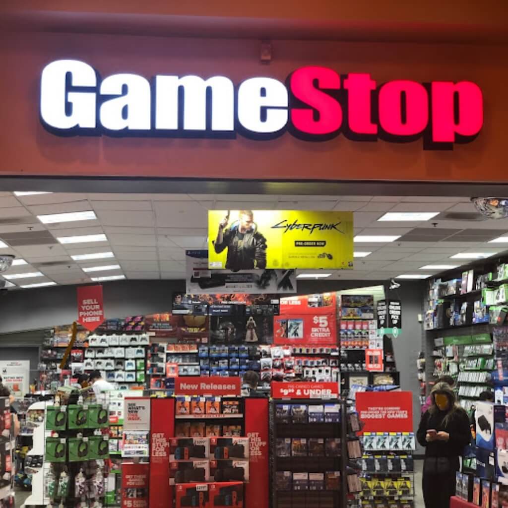 Dolphin Mall - GameStop