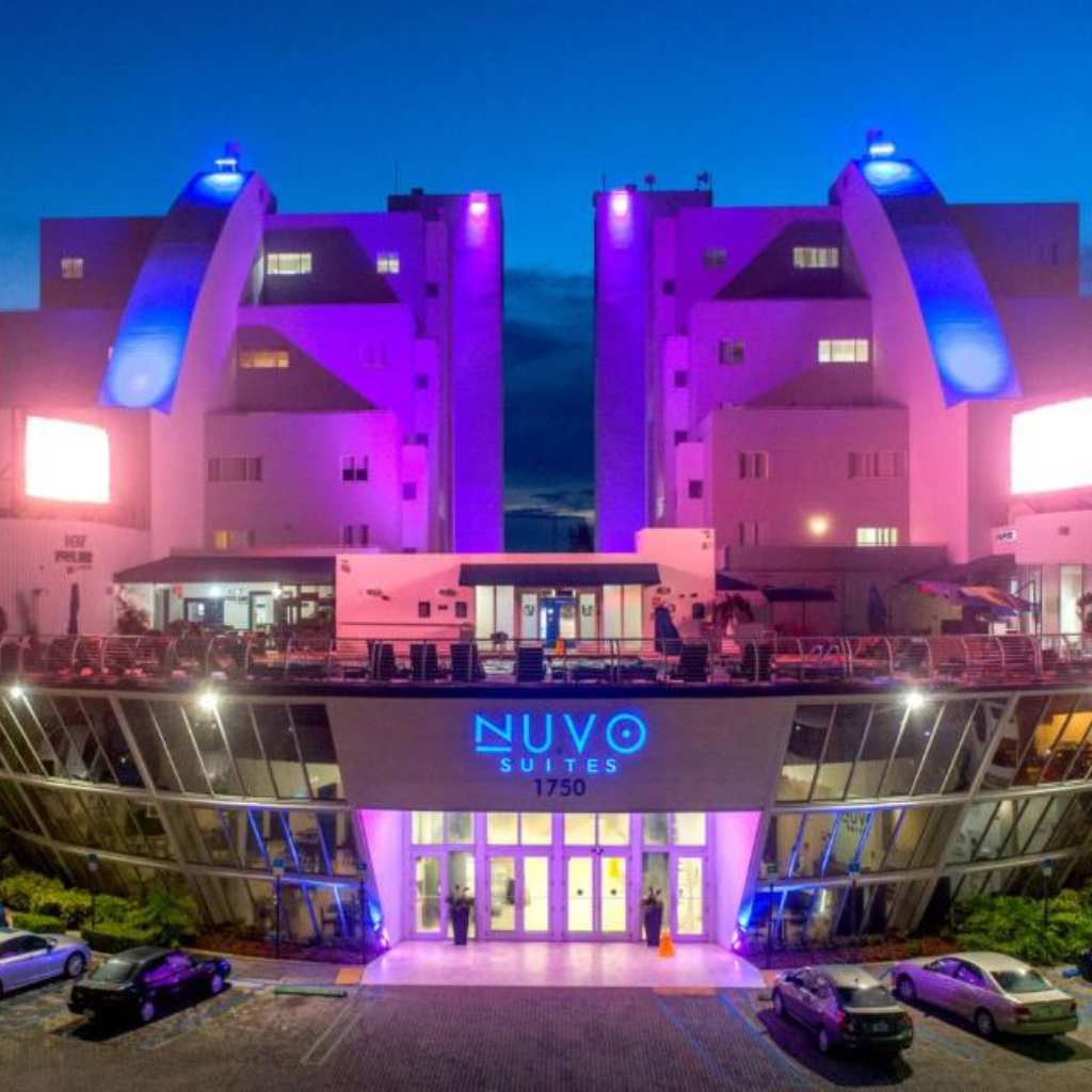 Nuvo Suites Hotel - Dolphin mall