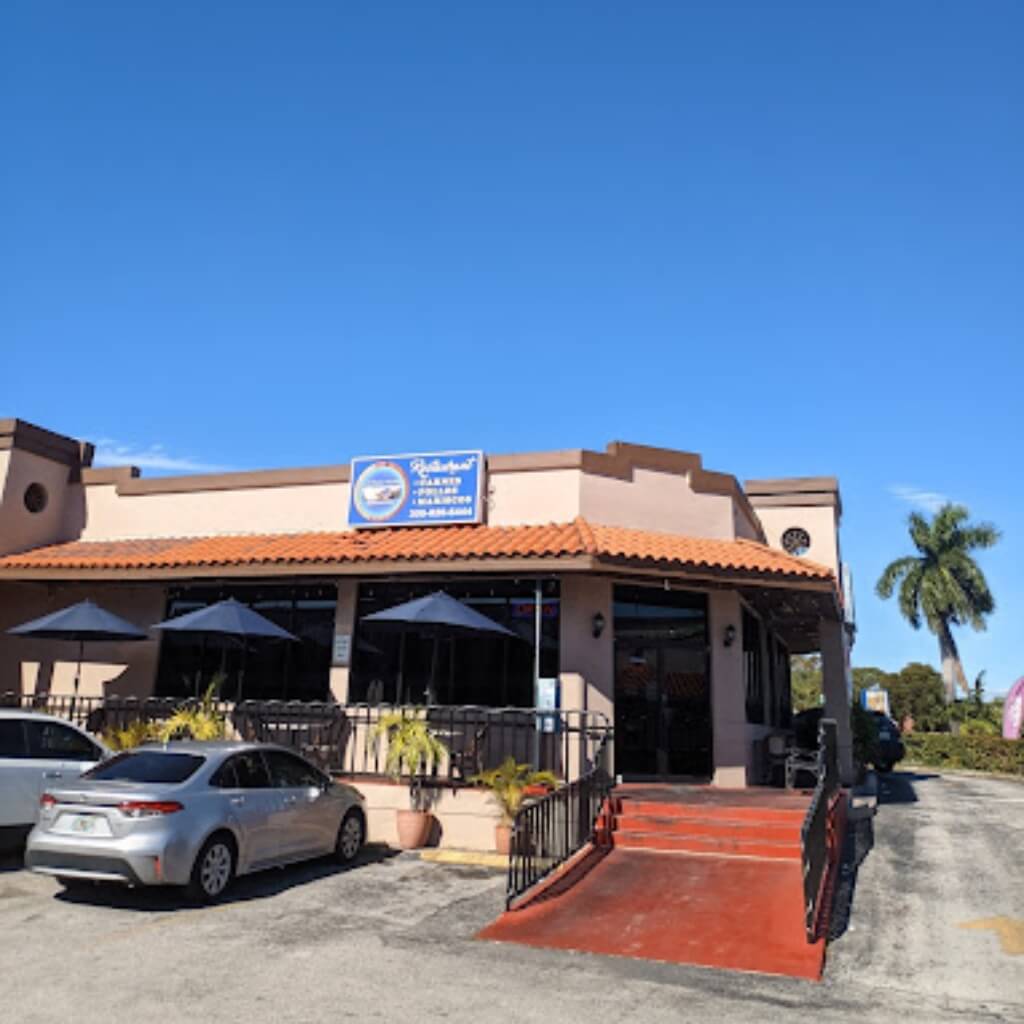 Restaurante La Pupusa Factory