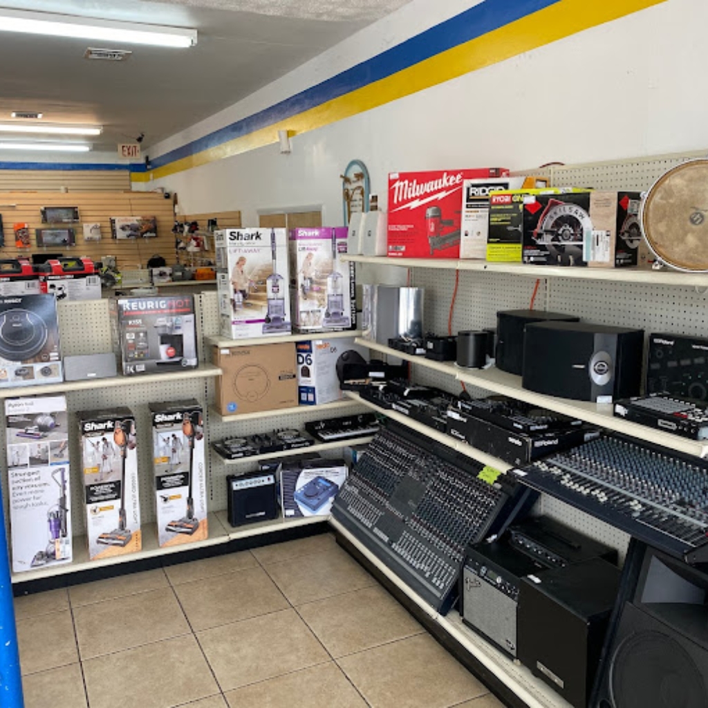 Queen of Pawns - Interior