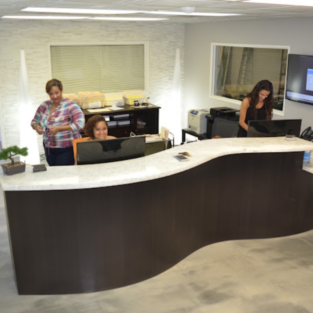 Queen of Pawns - Interior