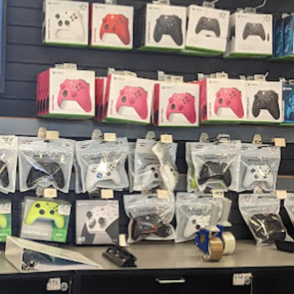Controles de Play en GameStop - ciudad de Miami