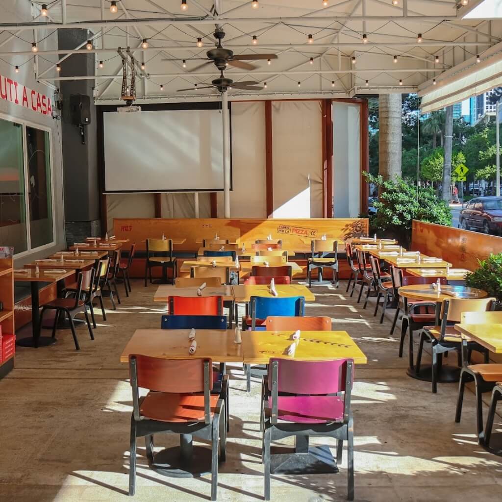 Ambiente La Casa de Las Baleadas