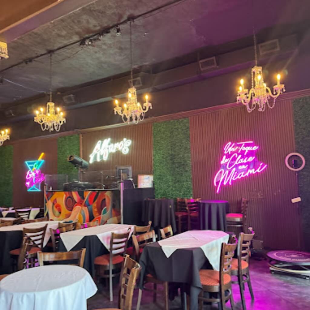 Interior de la Discoteca Alfaro's