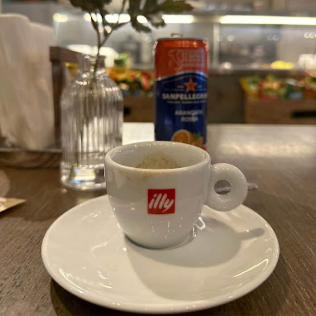 Cafetería Branca Cafe - Miami