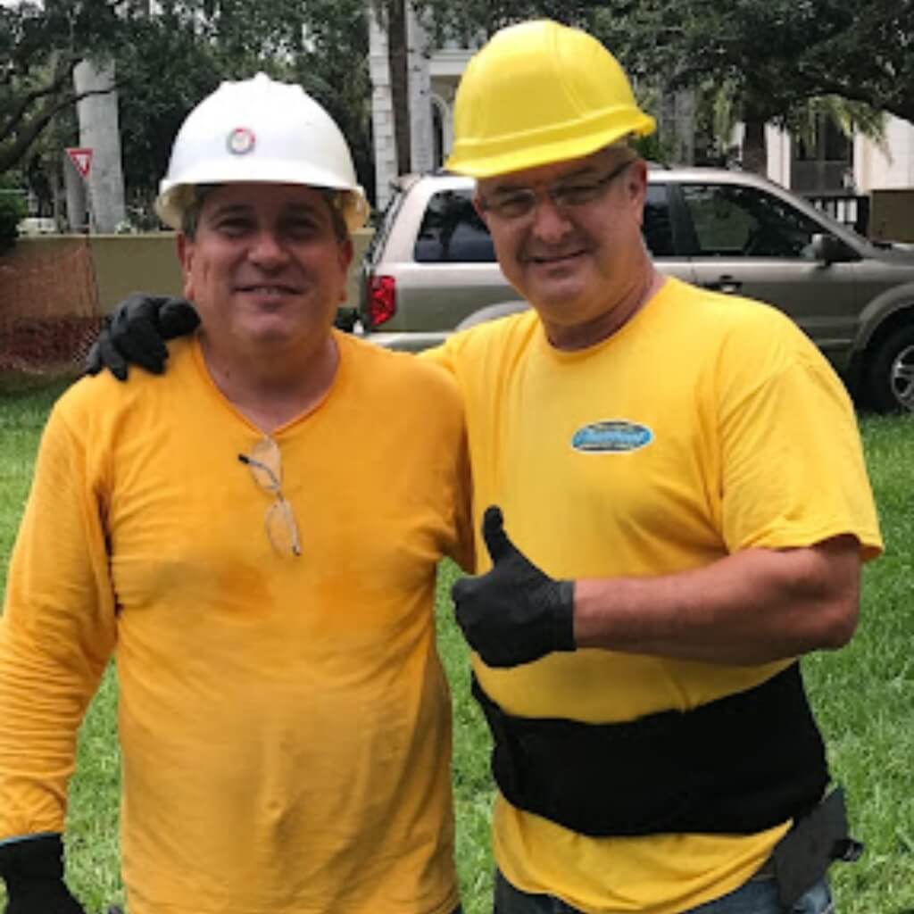 Estudiantes - South Florida Institute of Technology