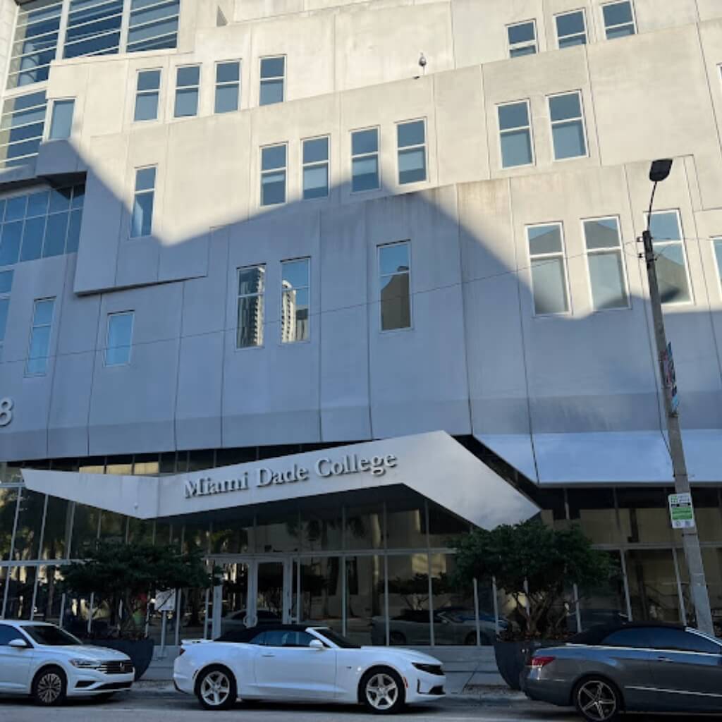 Exterior de Miami Dade College