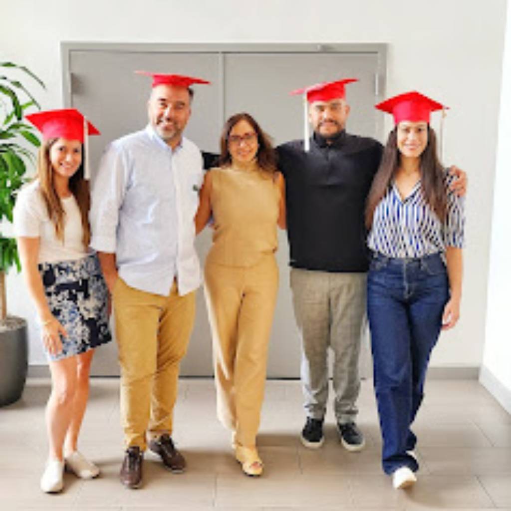 The Society Real Estate School Florida - Graduandos