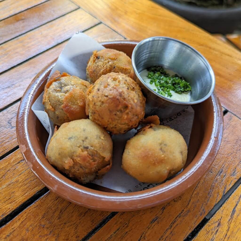 Plato español en Barceloneta Miami