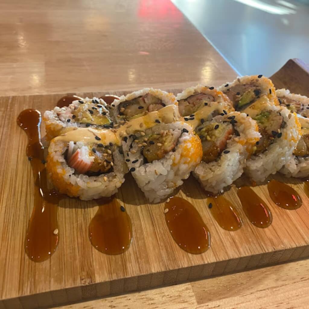 Diferentes presentaciones de sushi