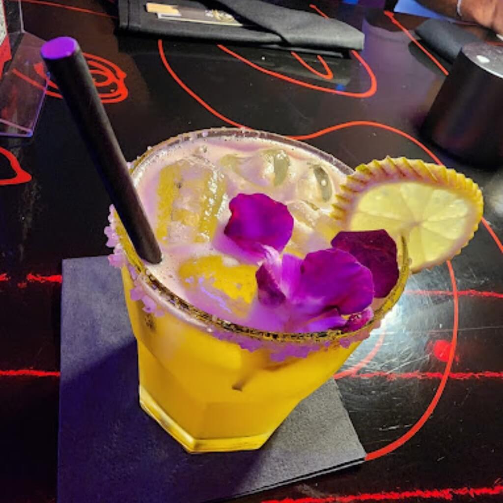 Bebidas en Tokio club