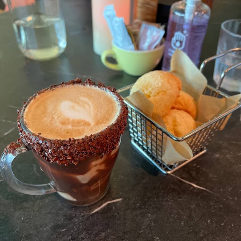 Capuchino en Sagrado Cafe