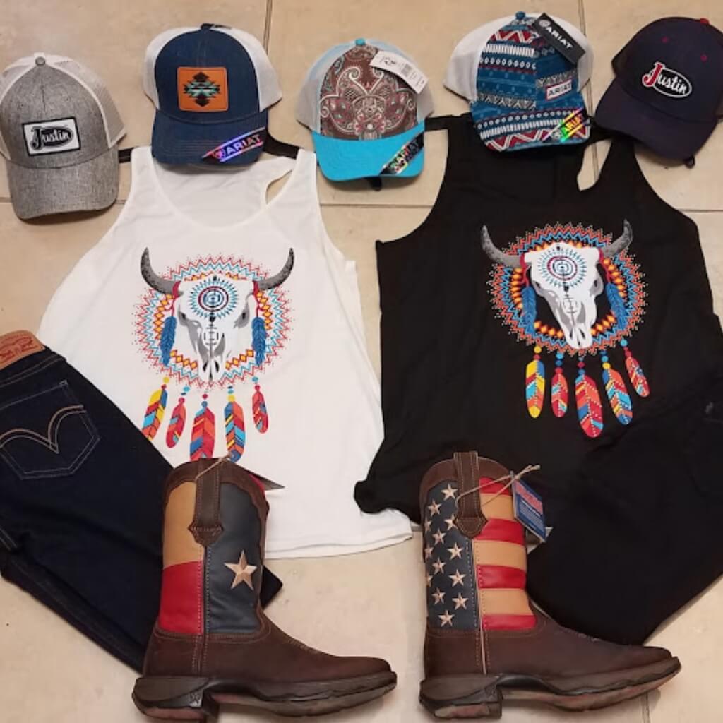 Conjuntos en Laredo Western Wear Inc