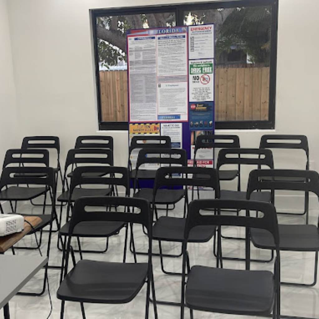 FIRST STEP TRADUCTORES