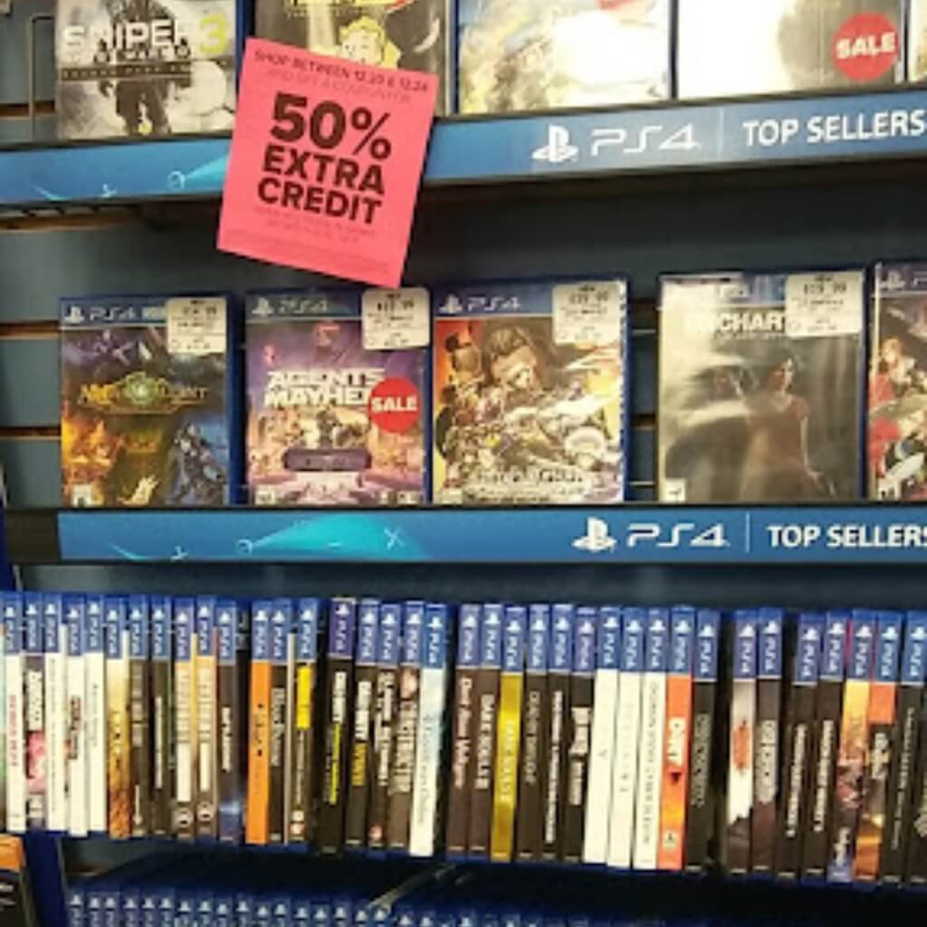 Videojuegos en GameStop - 8th Street Shopping Center