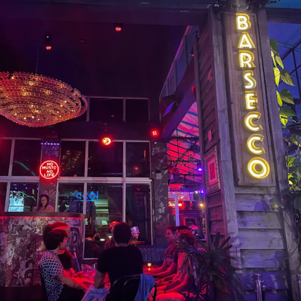 Dj en vivo en Barsecco