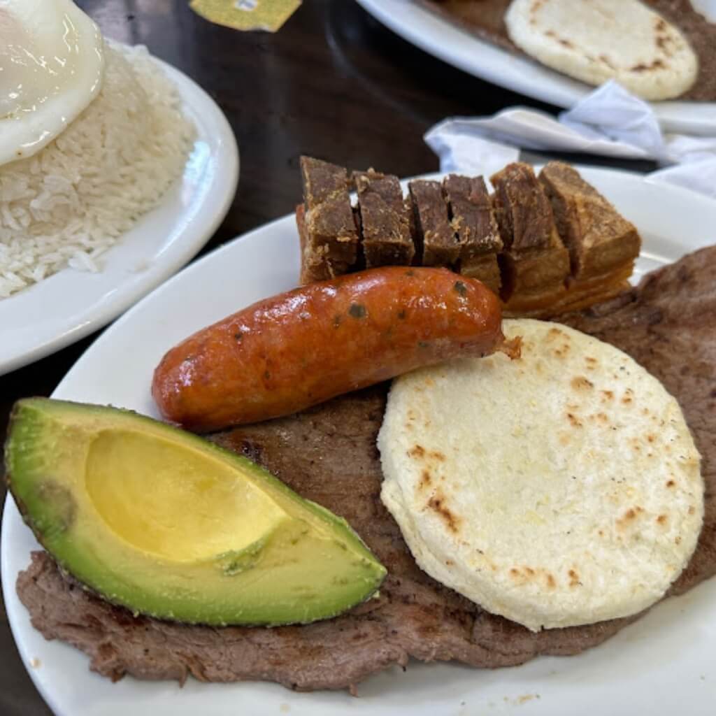 Sanpocho Restaurant 4