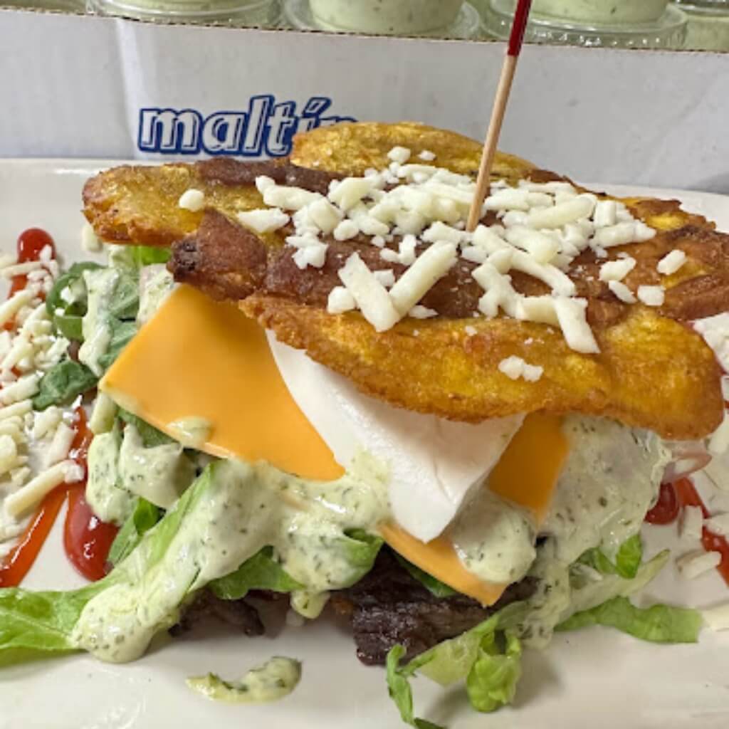 Patacón en el Restaurante Pa ' Que Tiby