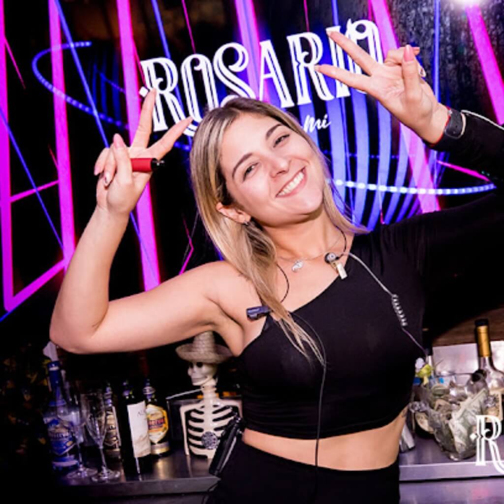 Trabajadora en la Discoteca Rosario Miami