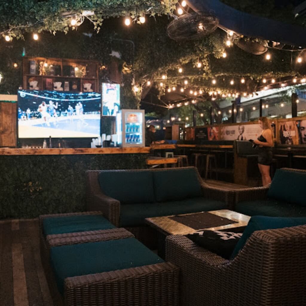 Interior del Rosario Miami Bar