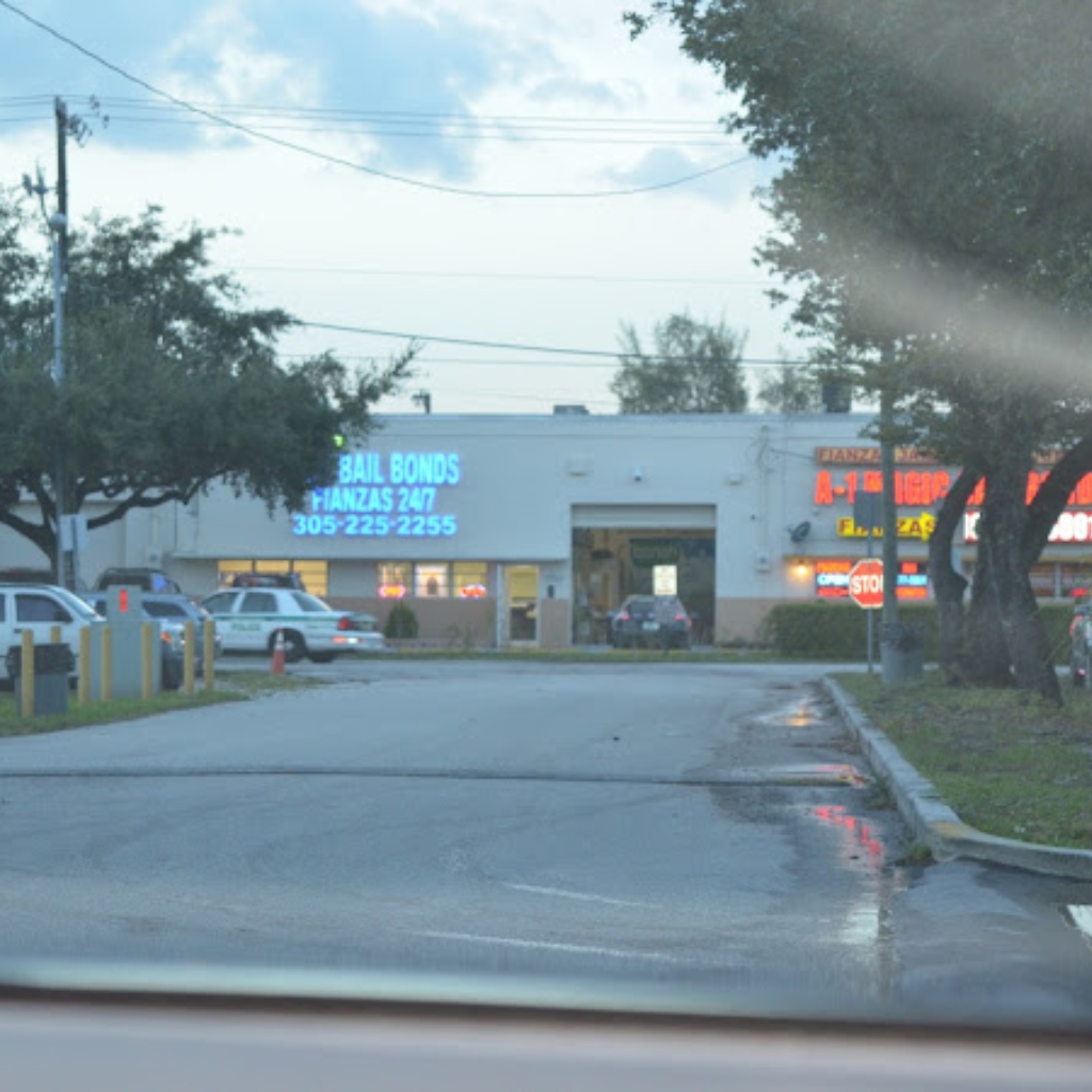 Queen of Pawns - Joyería