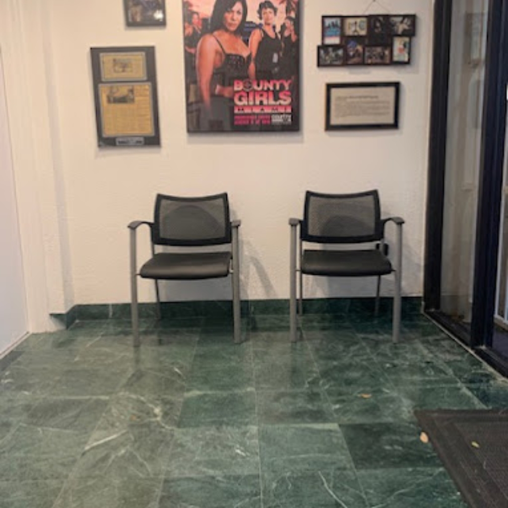 Queen of Pawns - Joyería