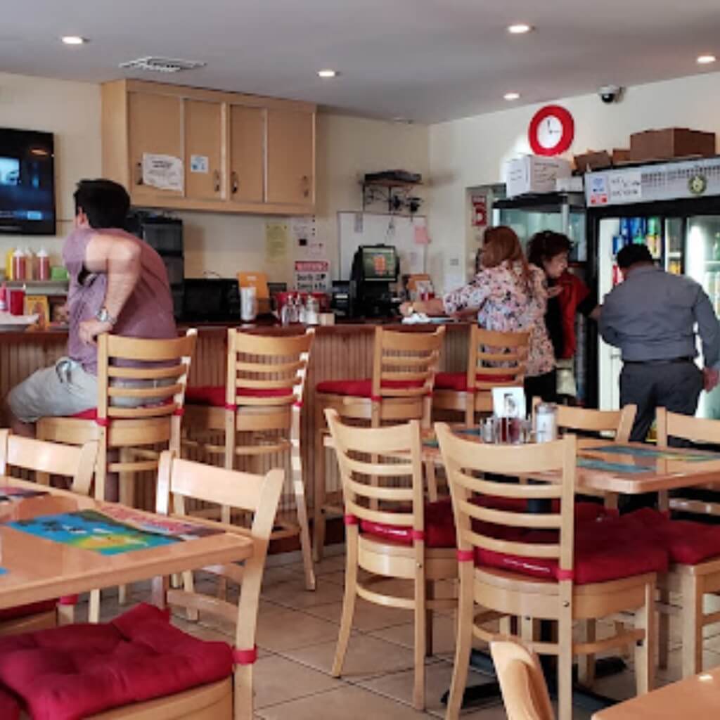 restaurantes con show en vivo en miami 