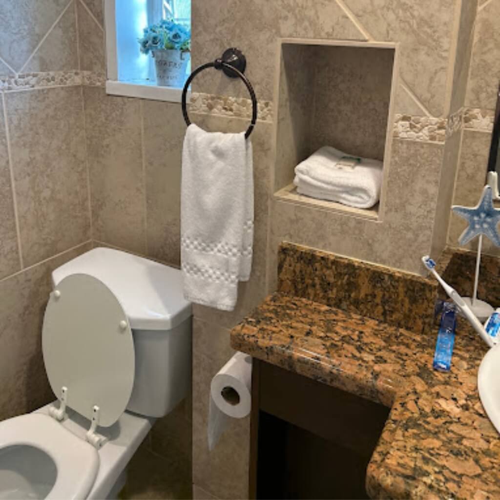 Baño Ponce De Leon Hotel