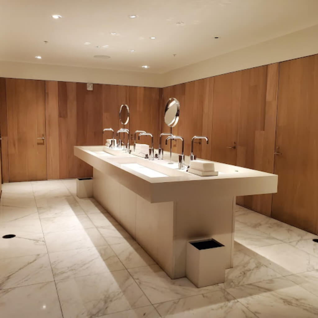 Baño The Miami Beach EDITION