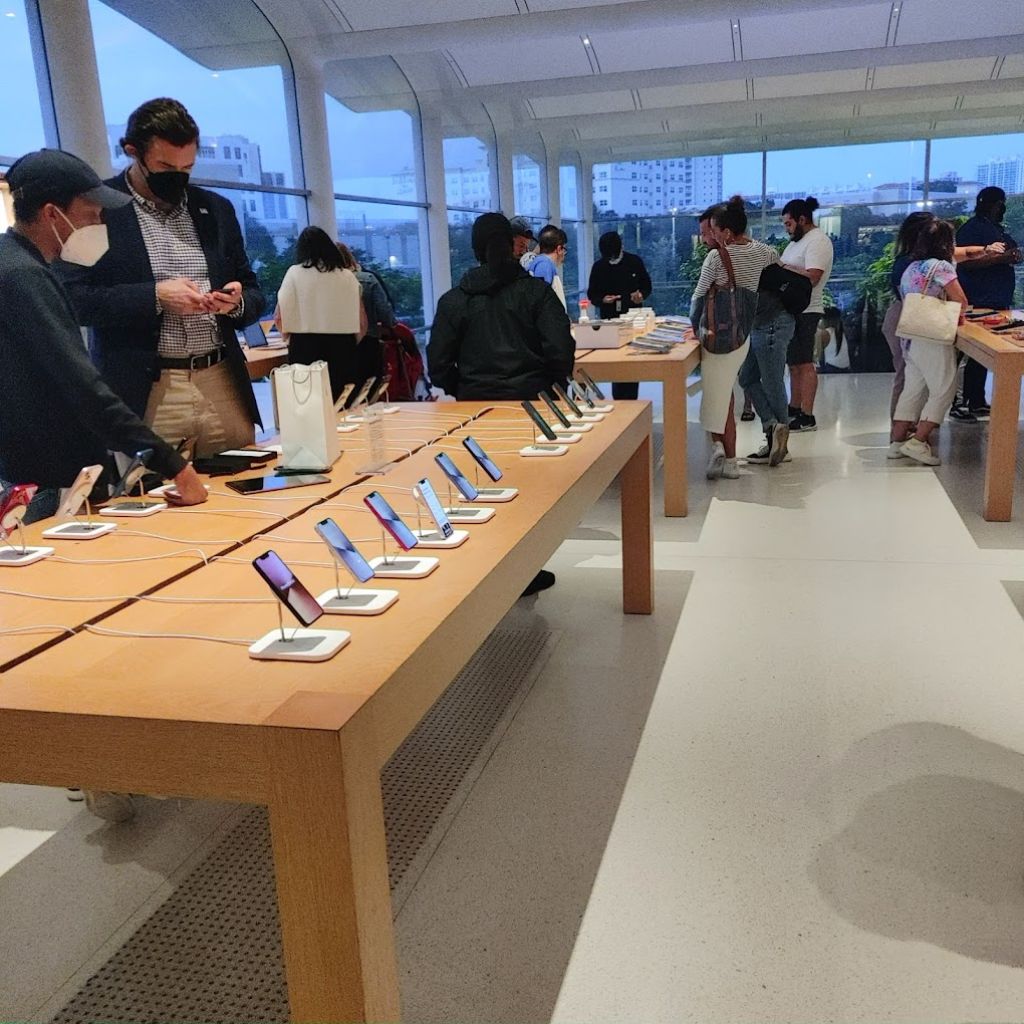 Apple Aventura - Dispositivos