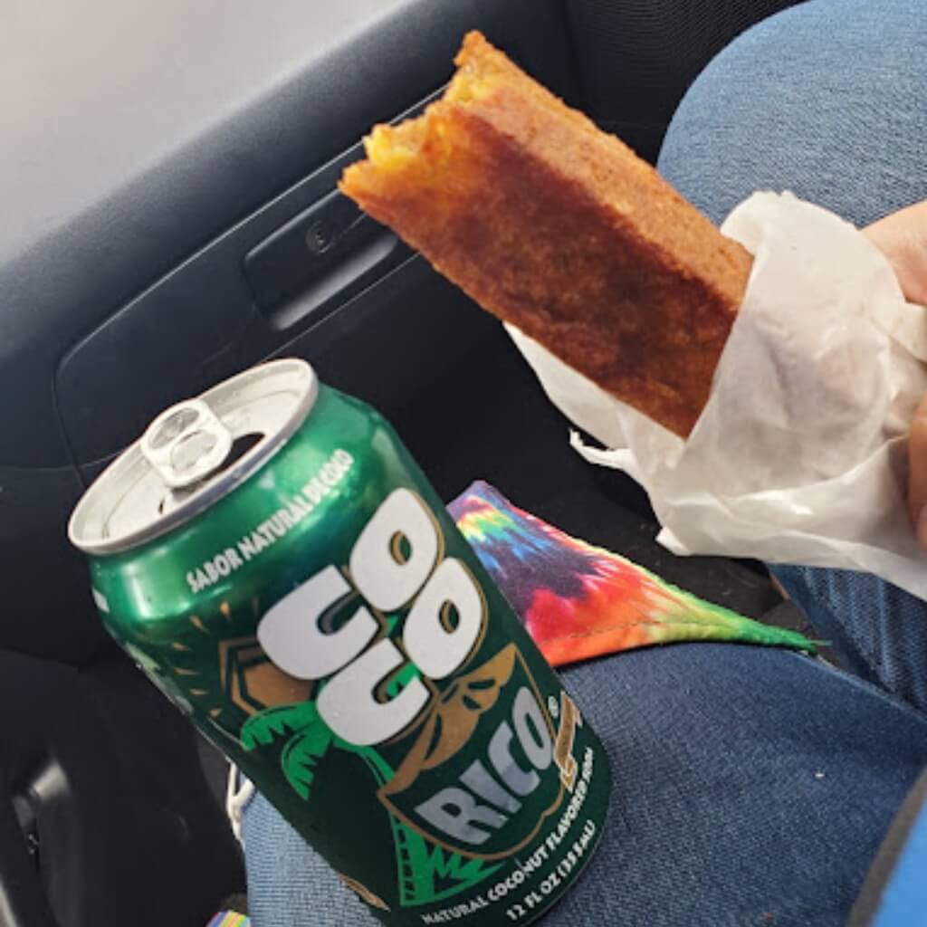 Bebida Ay Bendito Con Sabor a Puerto Rico