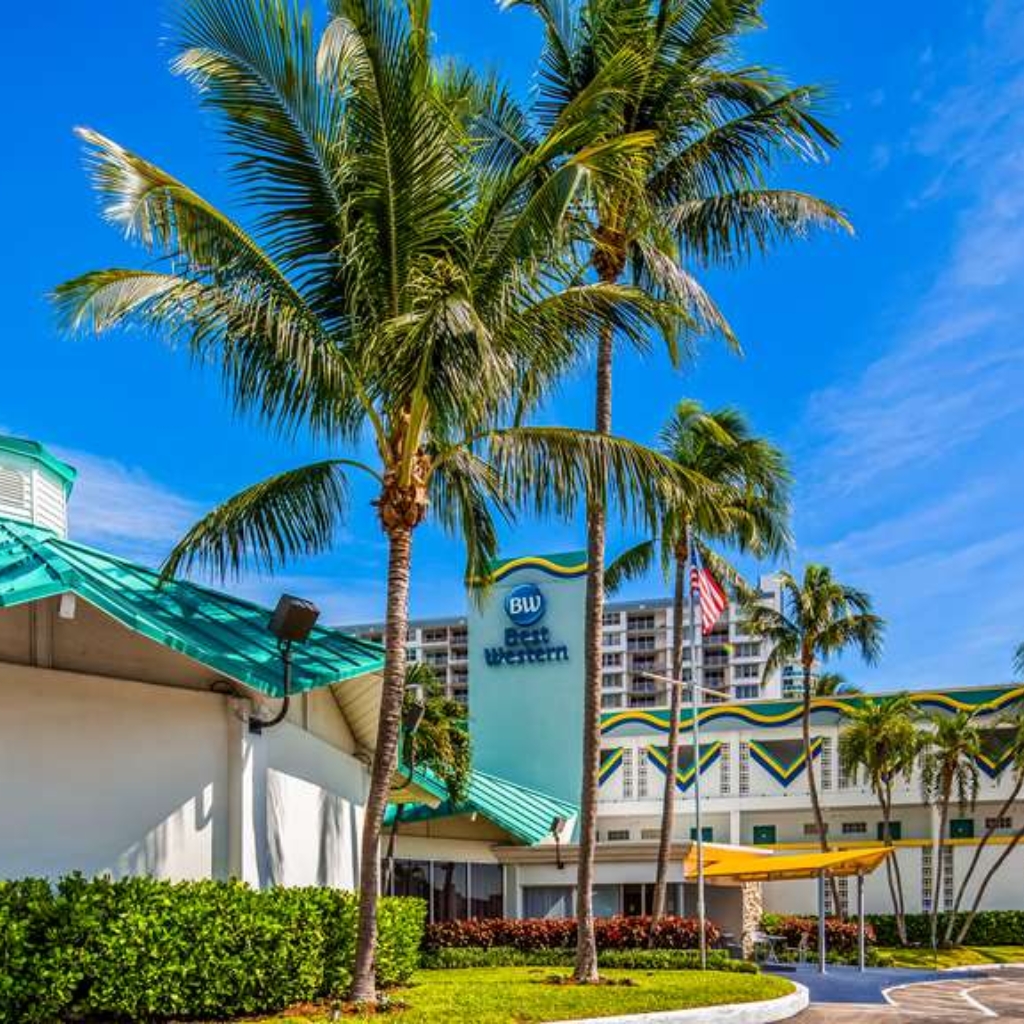 Best Western On The Bay Inn & Marina
