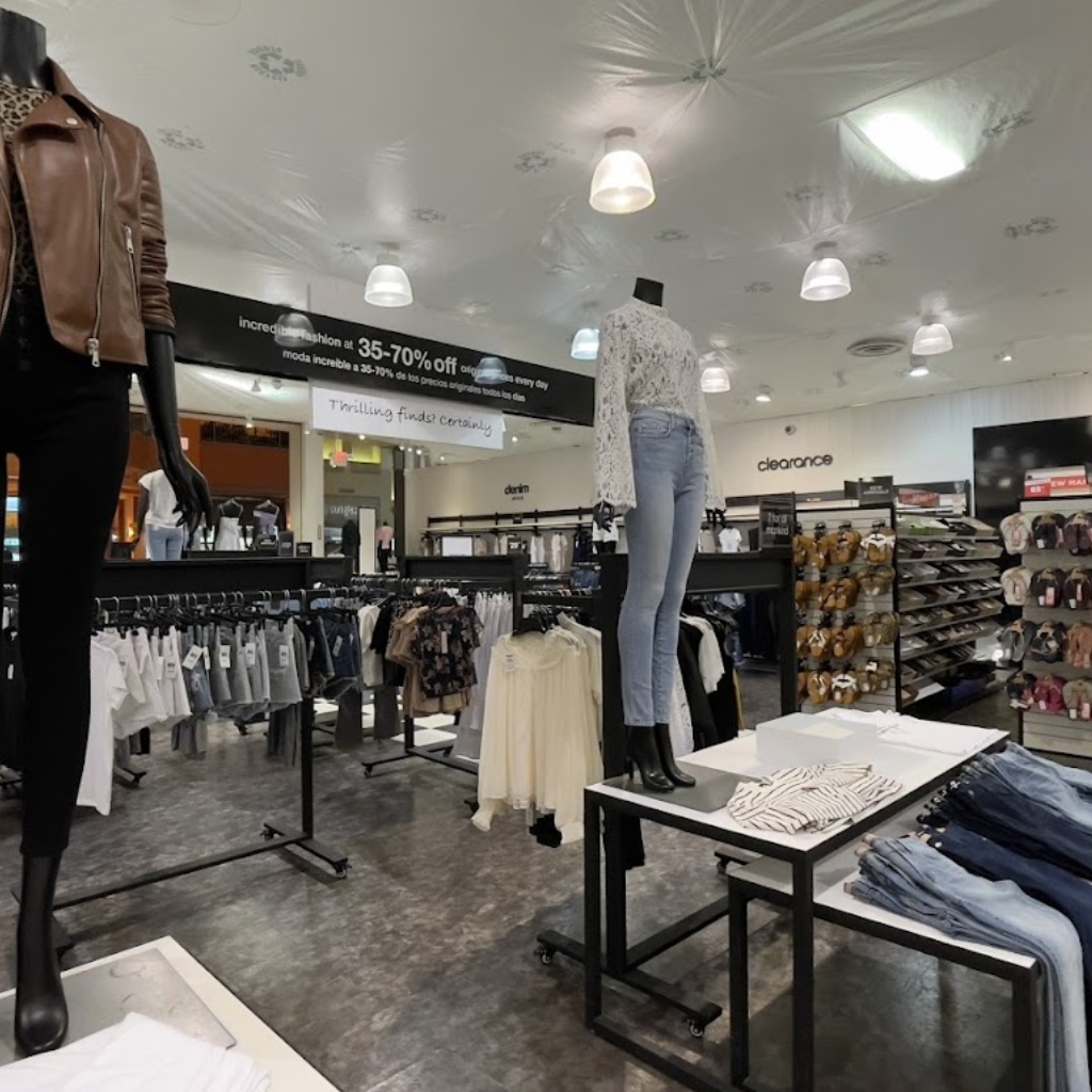 Bloomingdale’s Dolphin Mall