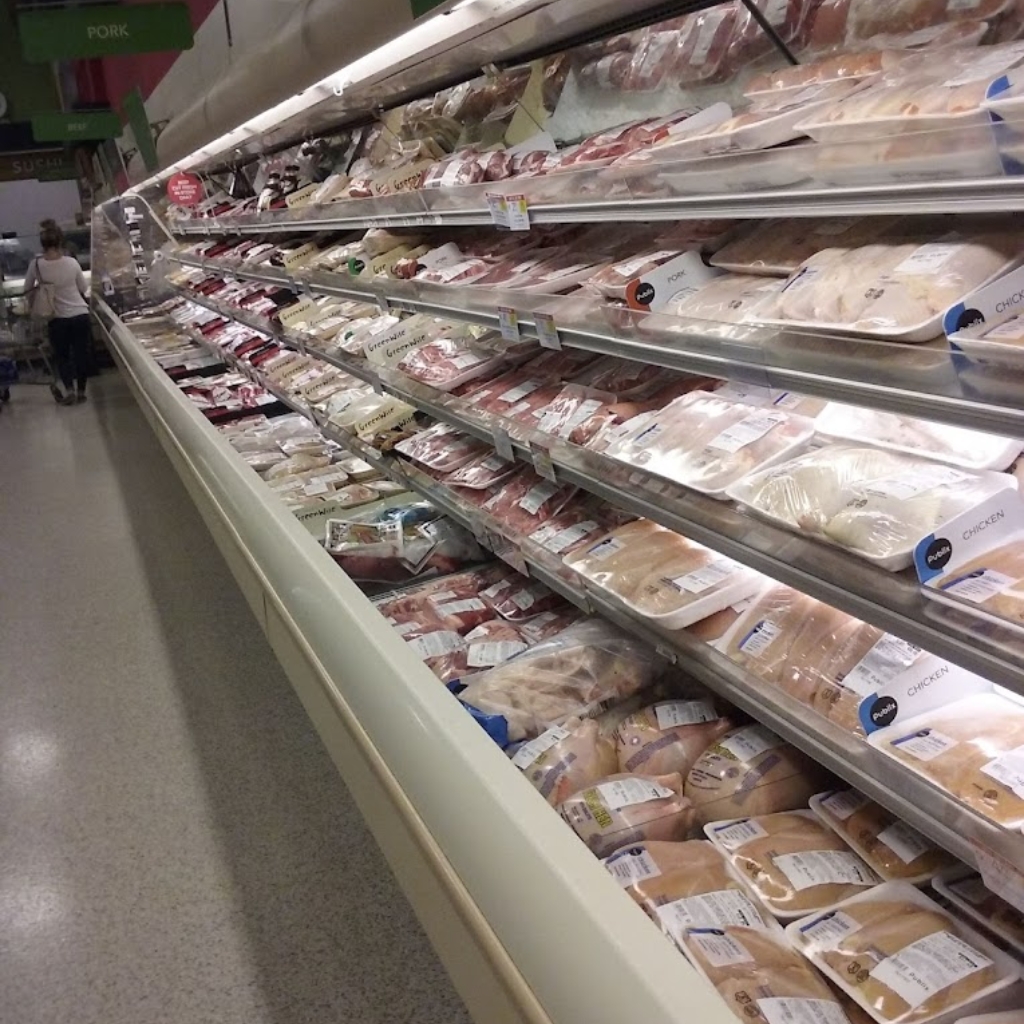 Publix Super Market at Miami River - Estante de Carnes