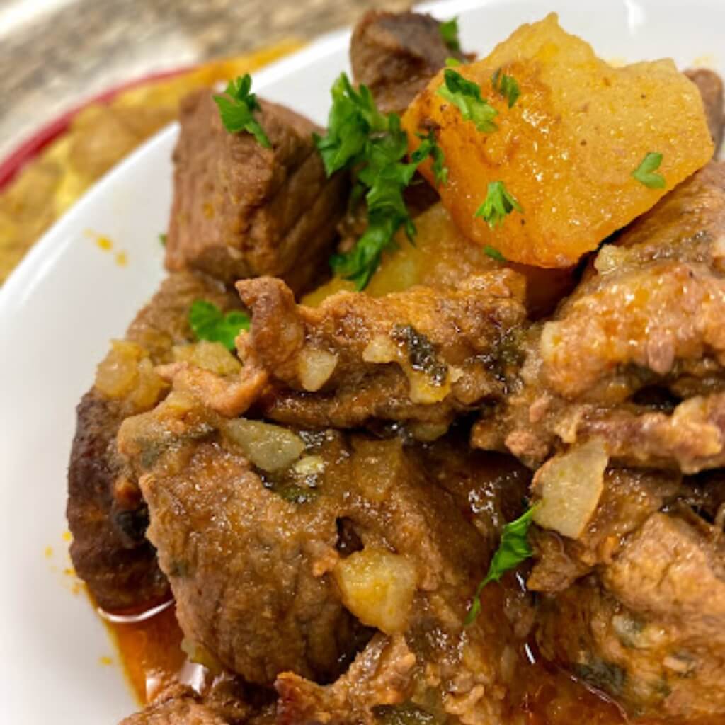 Carne Las Palmas Restaurant
