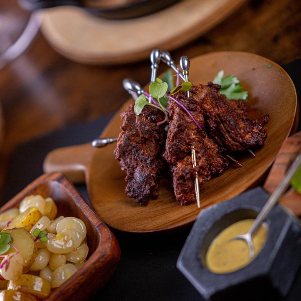 Carne y salsa