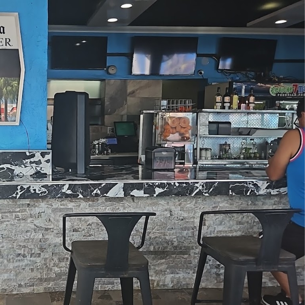 restaurante peruano en la calle 8