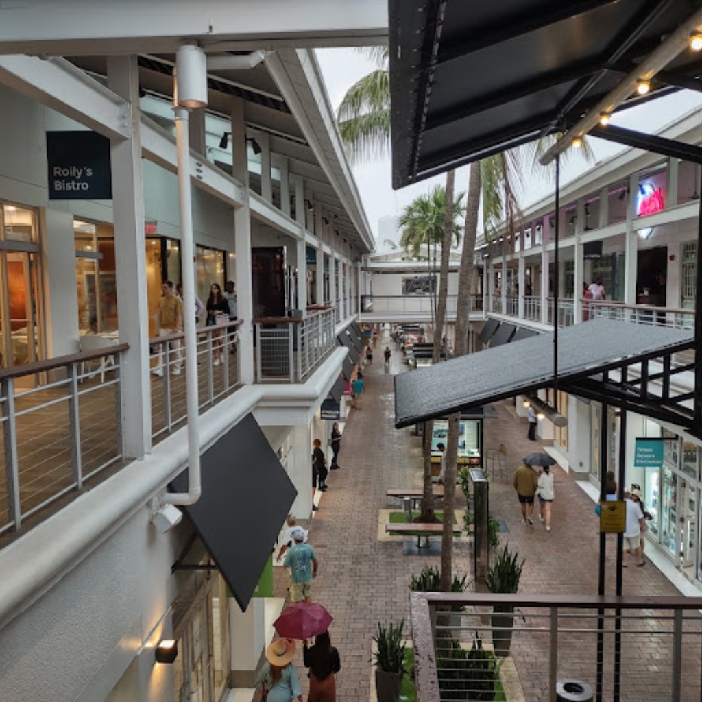 Bayside Marketplace más tiendas