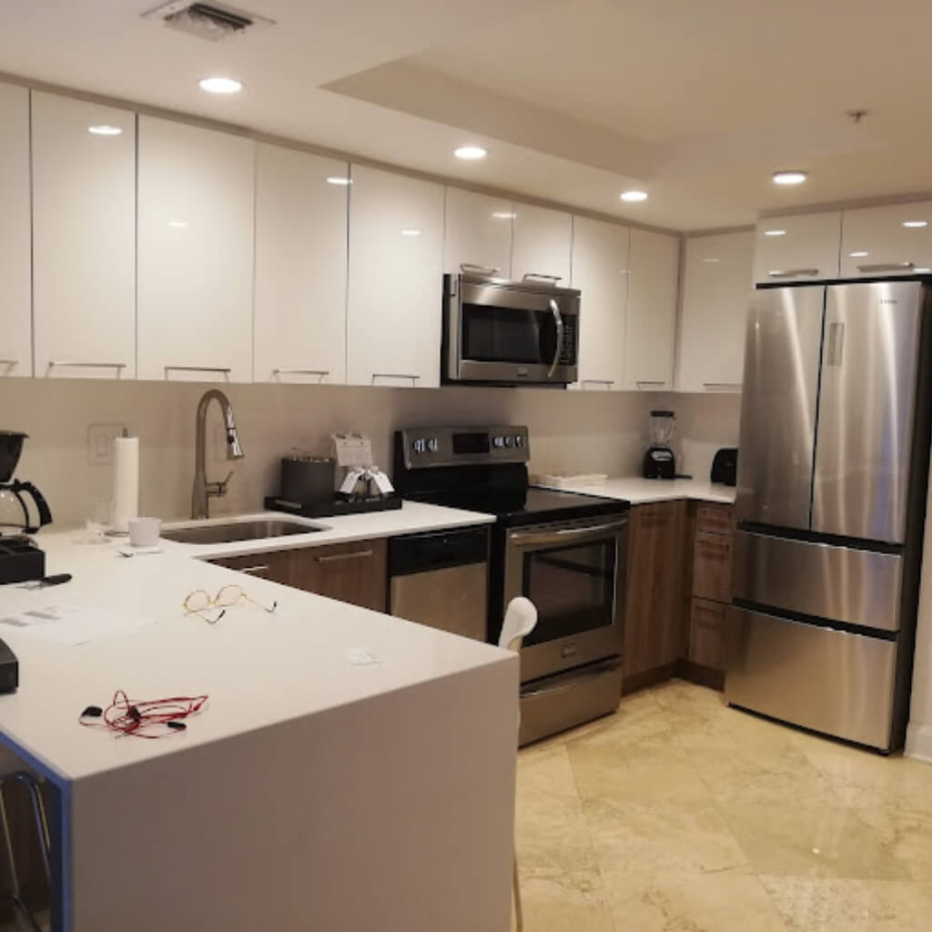 Cocina The Mutiny Hotel by Provident Hotels & Resorts