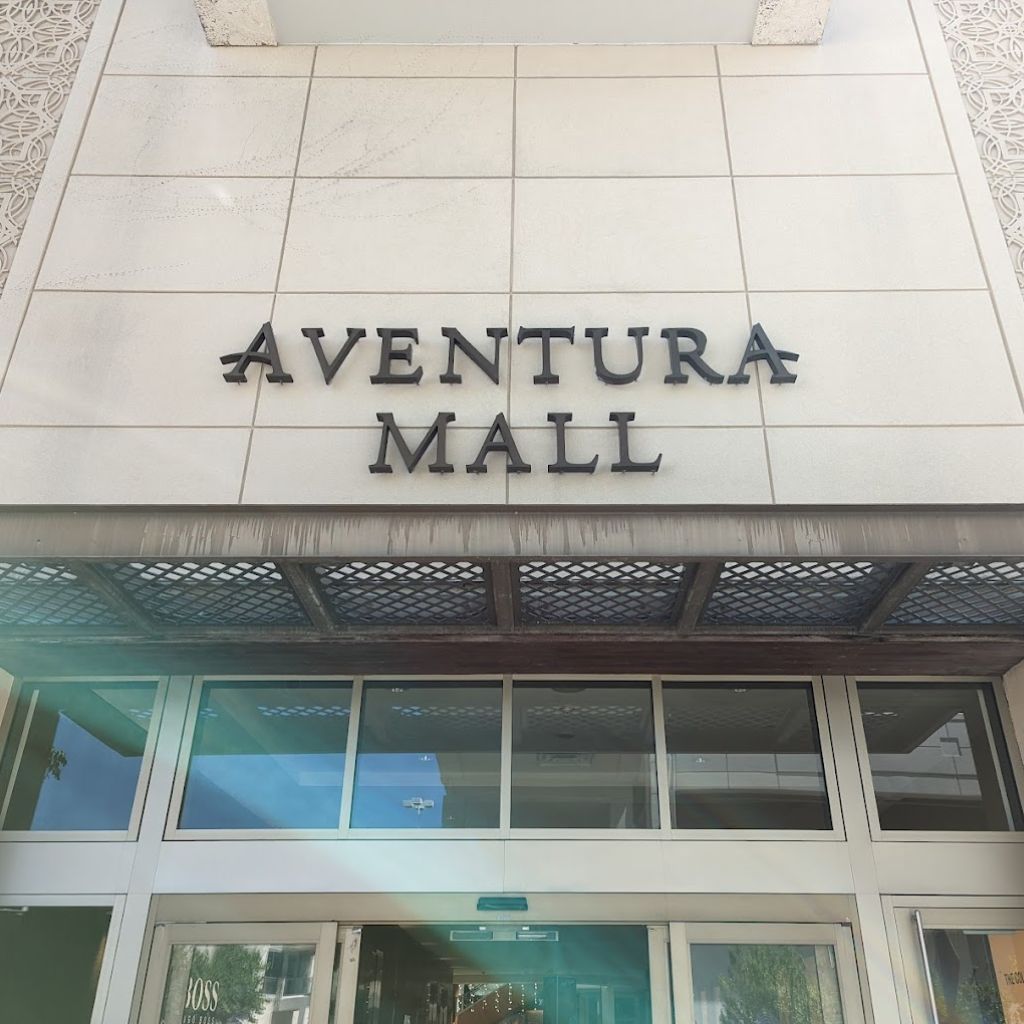 Apple Aventura - Entrada