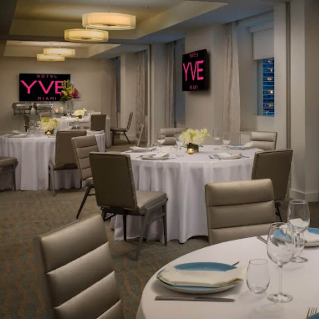 Comedor YVE Hotel Miami