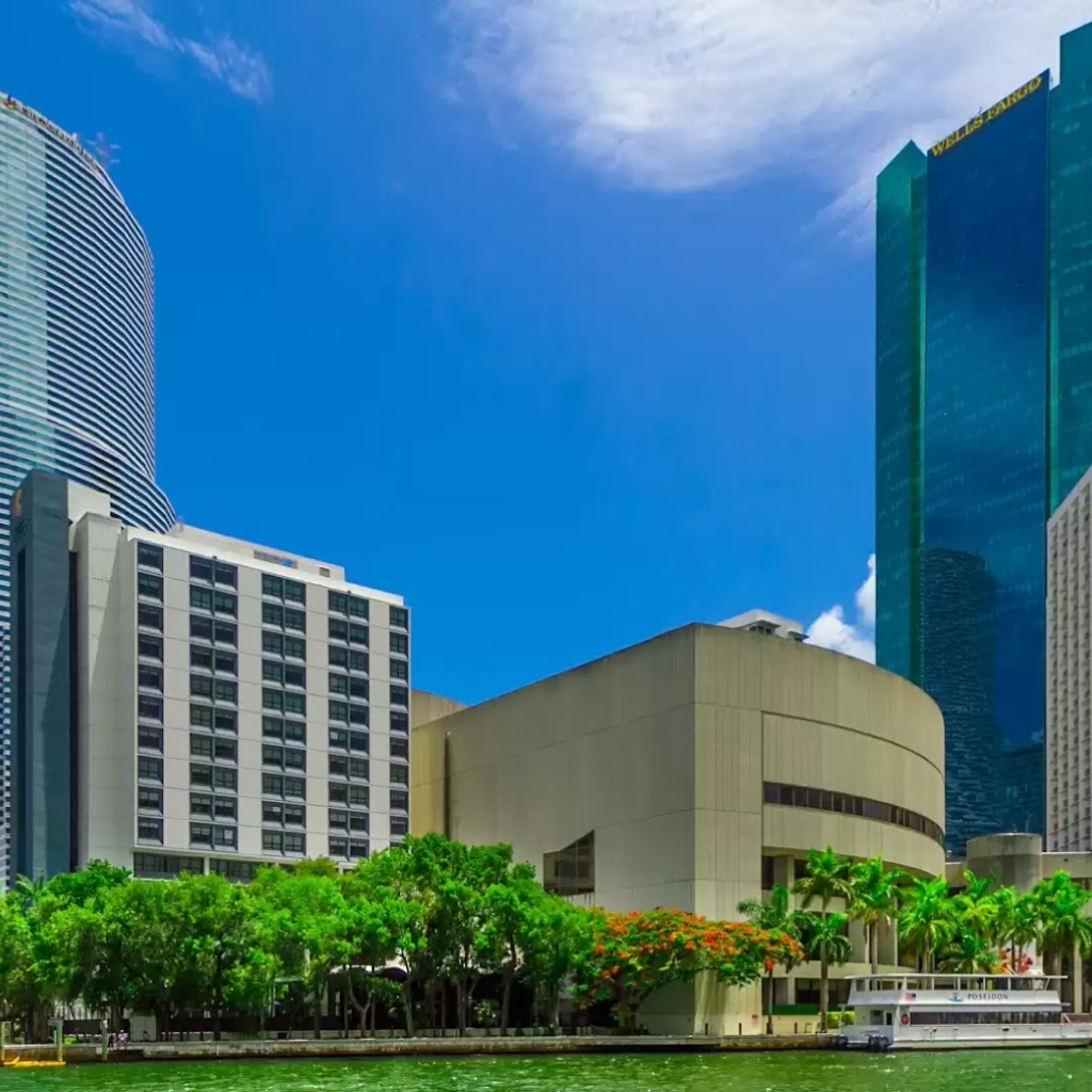 Comfort Inn & Suites Downtown Brickell-Port of Miami
