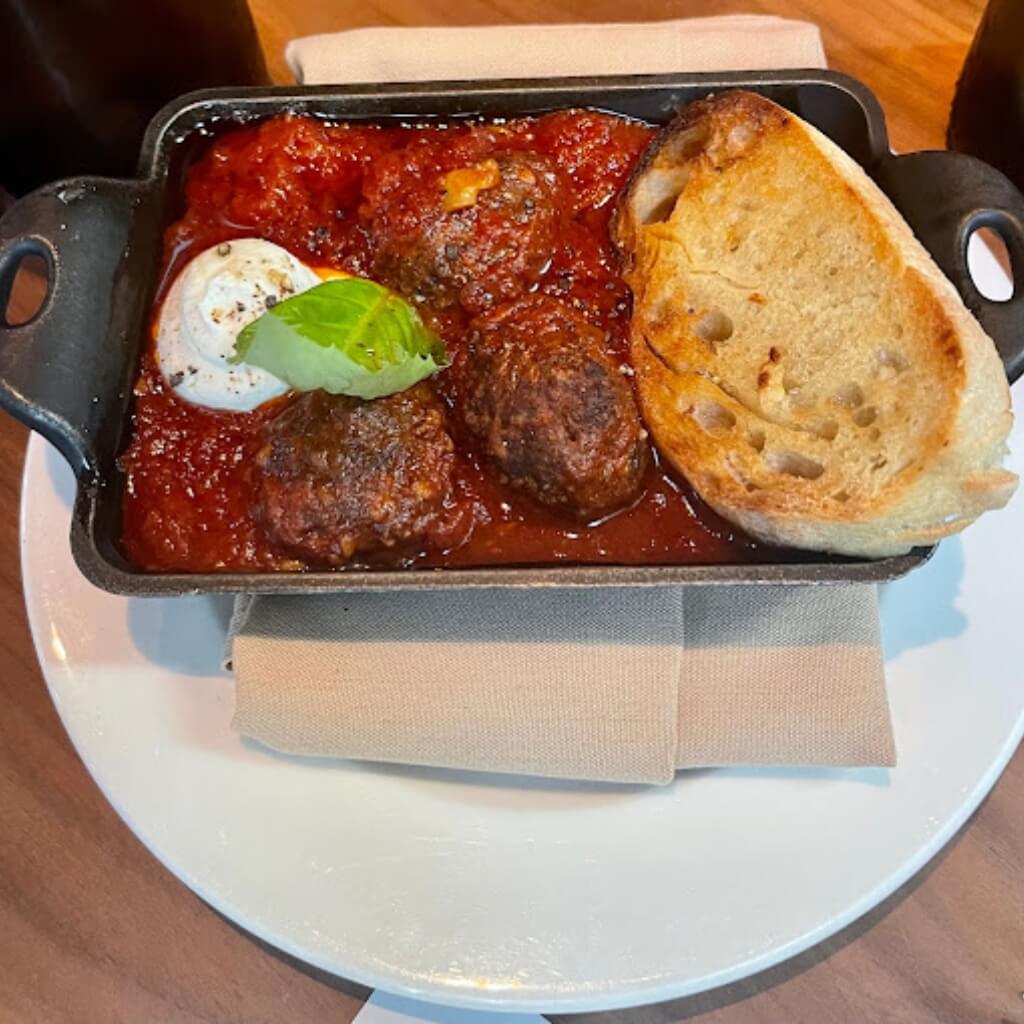 lugares familiares cerca de mi