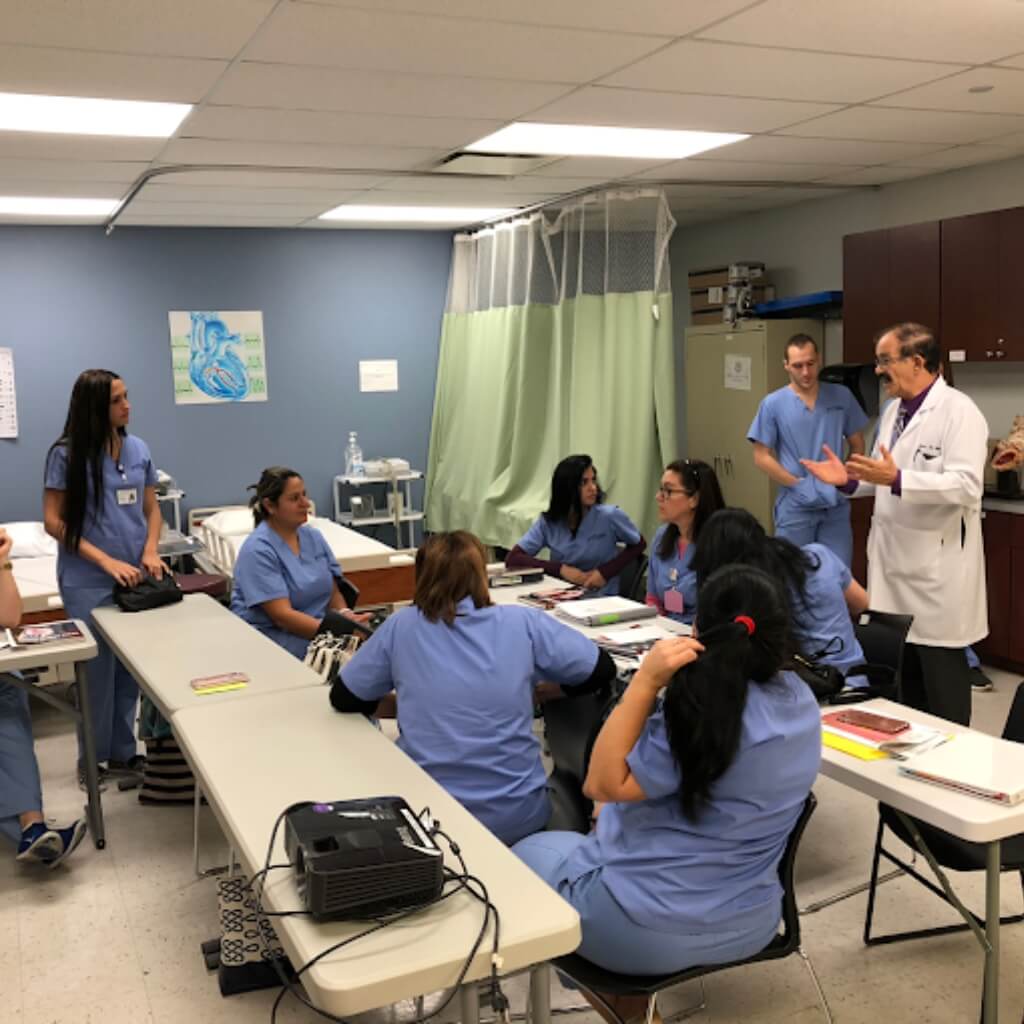 Cursos FVI School of Nursing and Technology