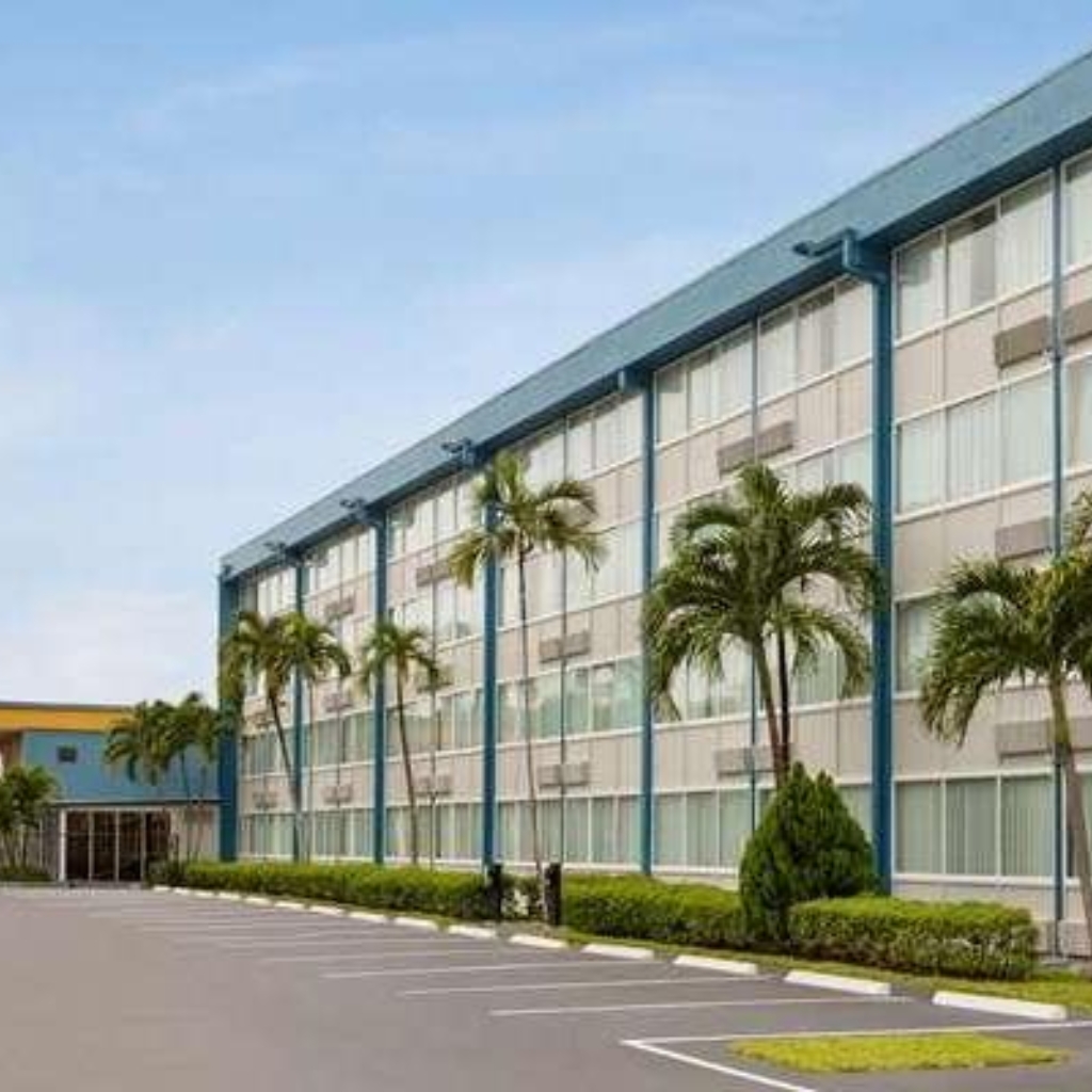 Days Inn by Wyndham Miami International Airport
