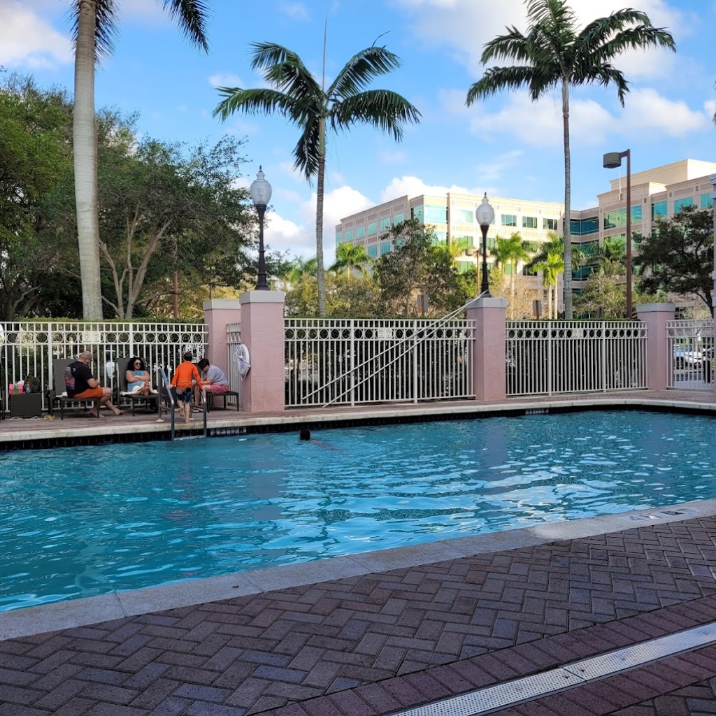 DoubleTree by Hilton Hotel Sunrise - Sawgrass Mills
