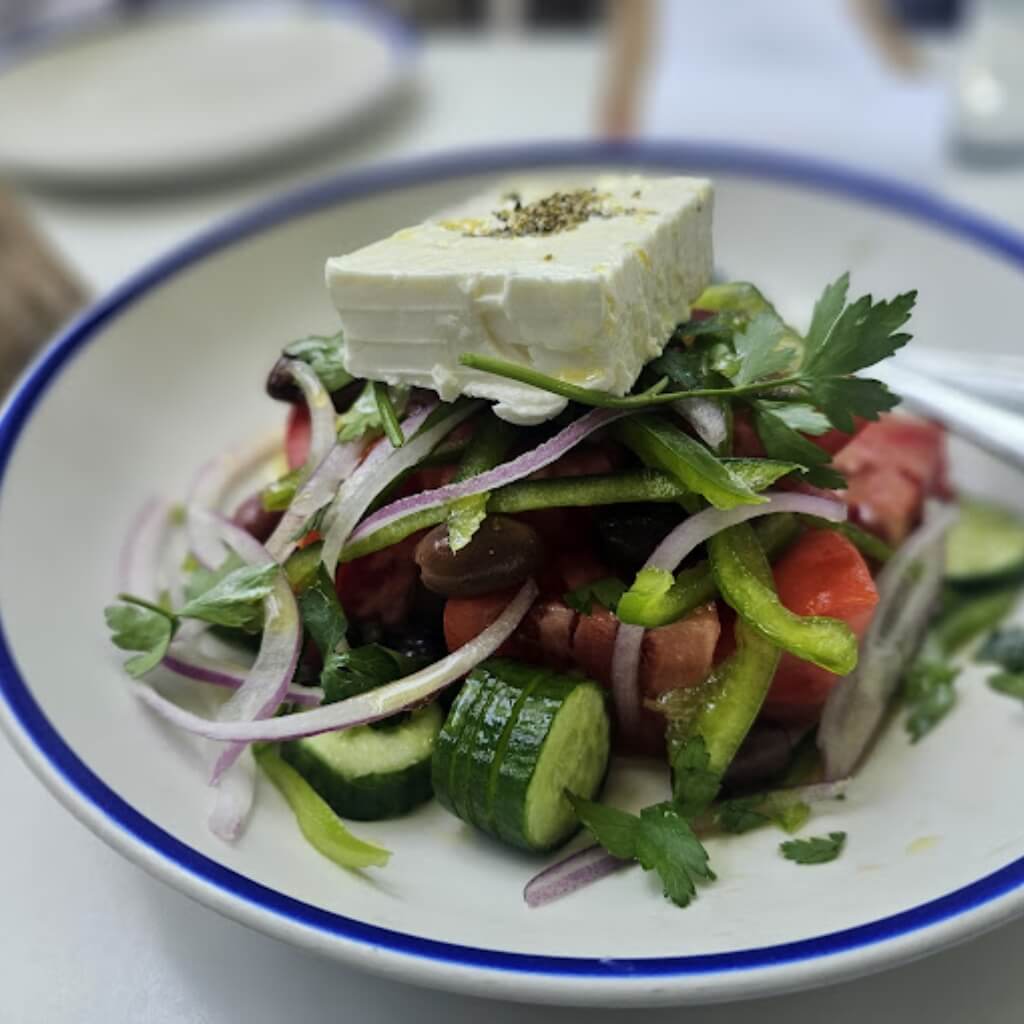 Ensalada Mandolin Aegean Bistro