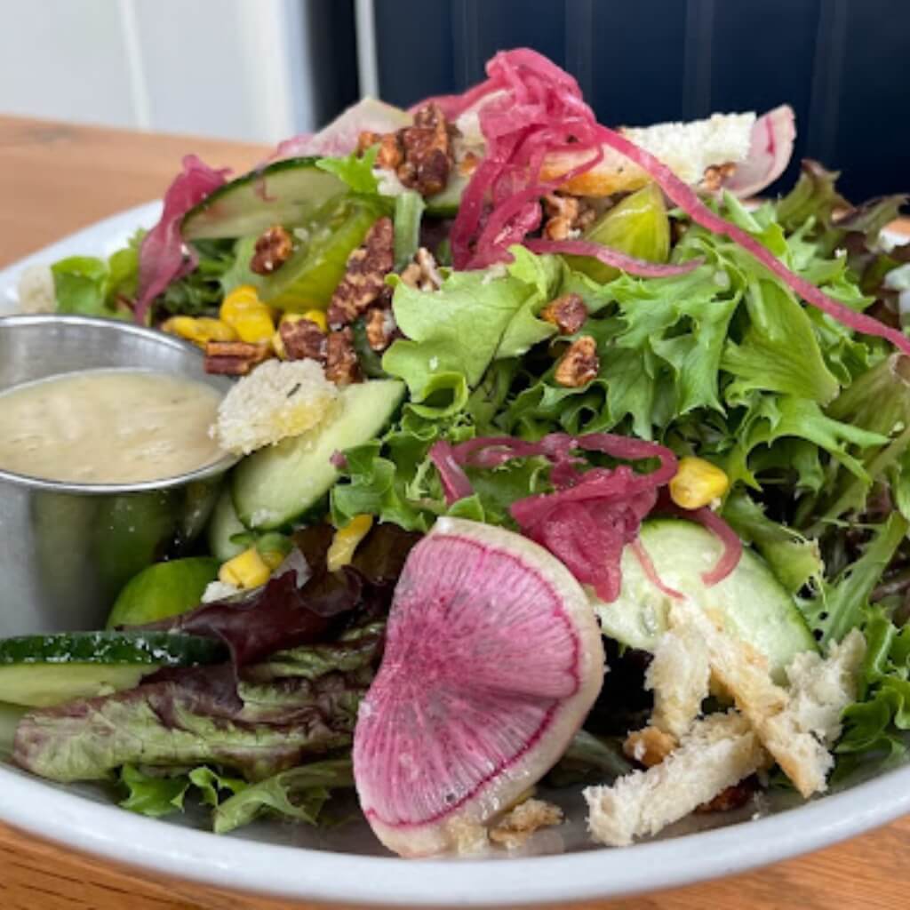 Ensalada Root & Bone