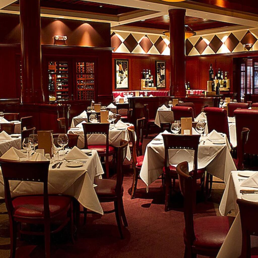 Fleming’s Prime Steakhouse & Wine Bar - Interior