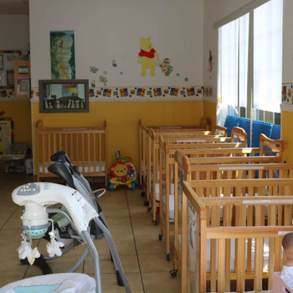 Escuela Learn & Play